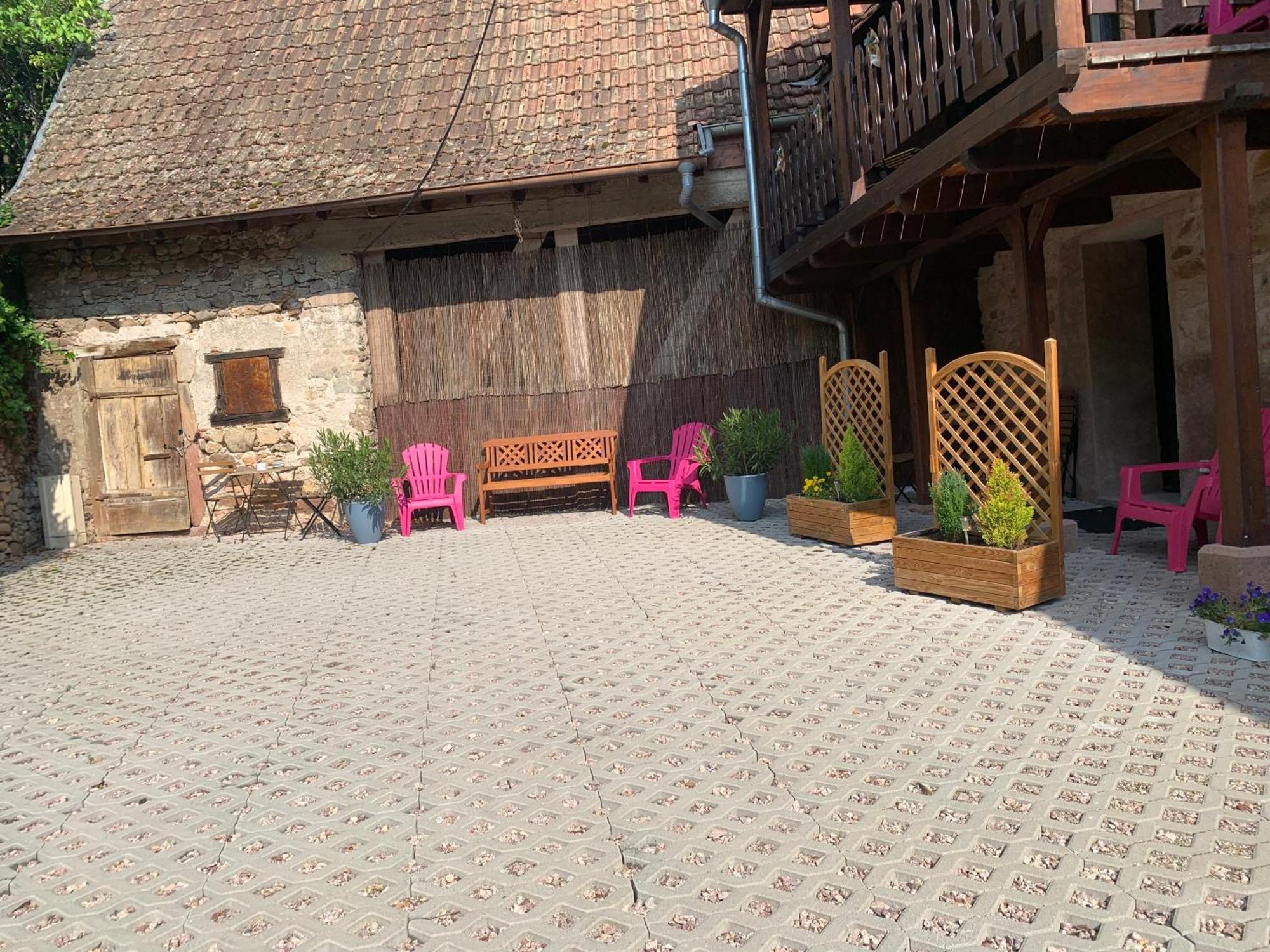 Le Clocher " Sous Les Combles" Parking Gratuit Beblenheim Luaran gambar