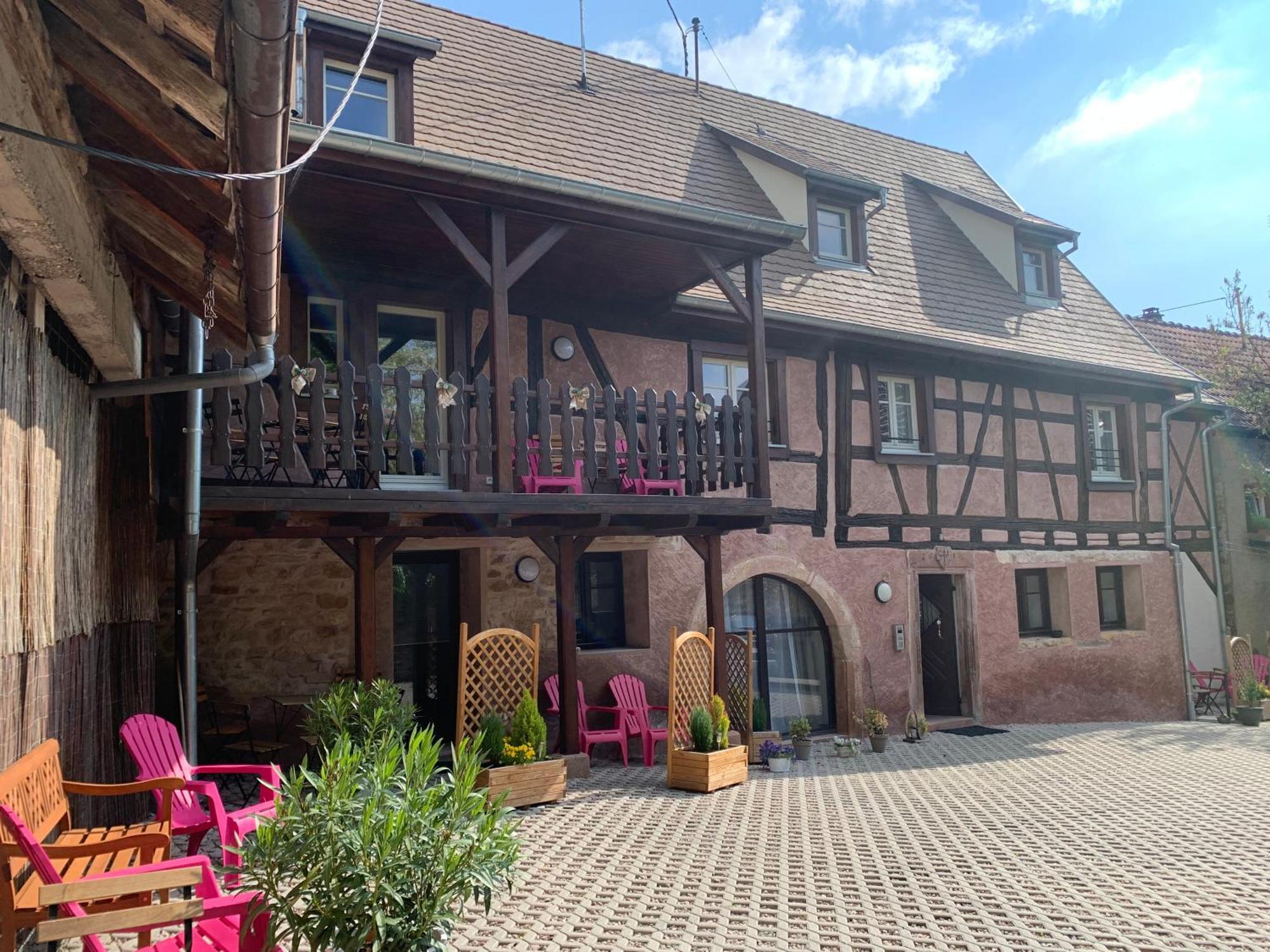 Le Clocher " Sous Les Combles" Parking Gratuit Beblenheim Luaran gambar