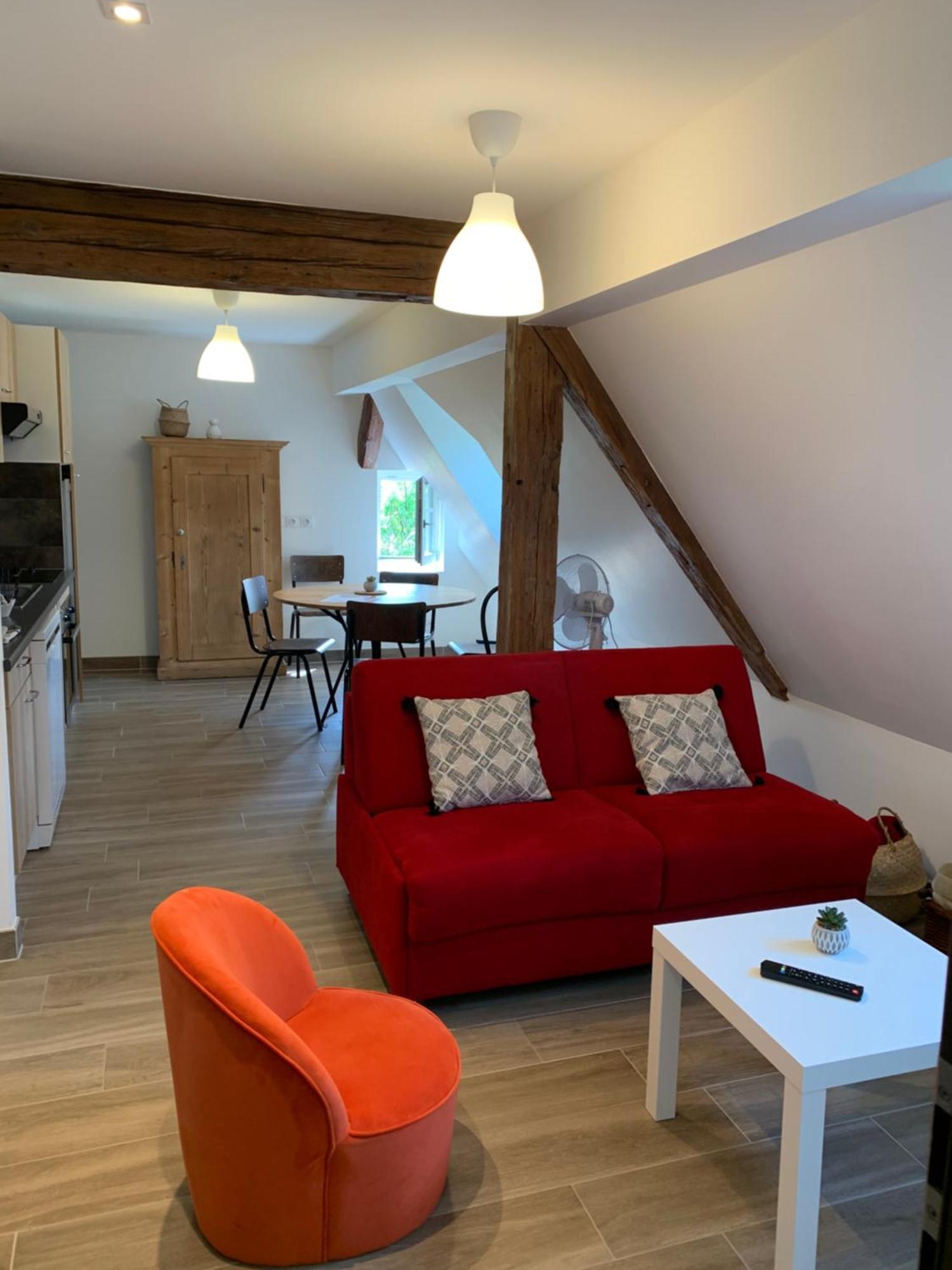 Le Clocher " Sous Les Combles" Parking Gratuit Beblenheim Luaran gambar